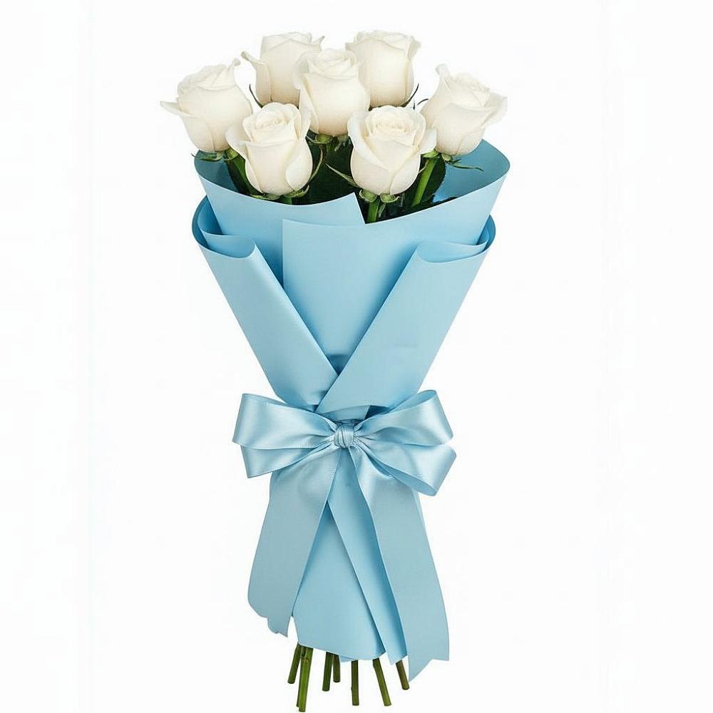 Букет 7 белых роз Проуд в Спасске Пензенской области