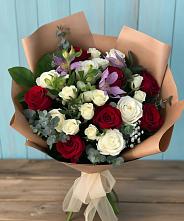 Букет цветов из:  Розы и Альстромерии в Спасске Пензенской области