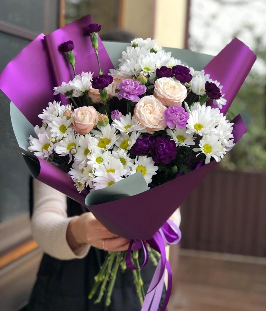 Букет цветов из: Хризантемы, Гвоздики и Розы в Спасске Пензенской области