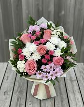 Букет цветов из:  Альстромерии, Гвоздики, Розы и Хризантемы в Спасске Пензенской области