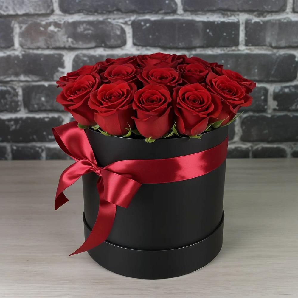 Цветочная композиция из Розы в шляпной коробке в Спасске Пензенской области